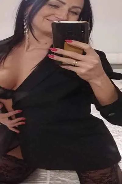 Anne Oksbøl